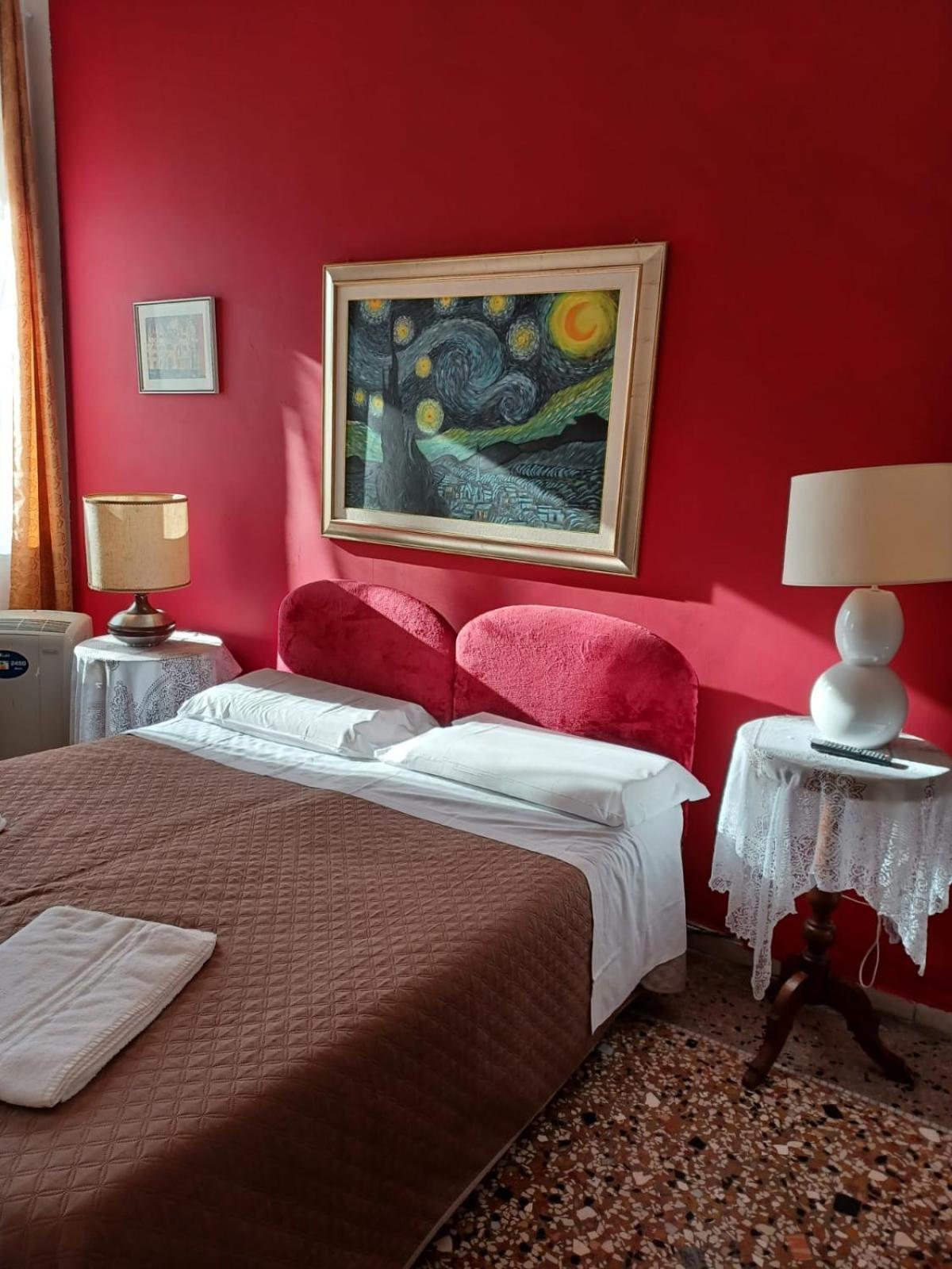 Princess Guest House Canal View Βενετία Εξωτερικό φωτογραφία