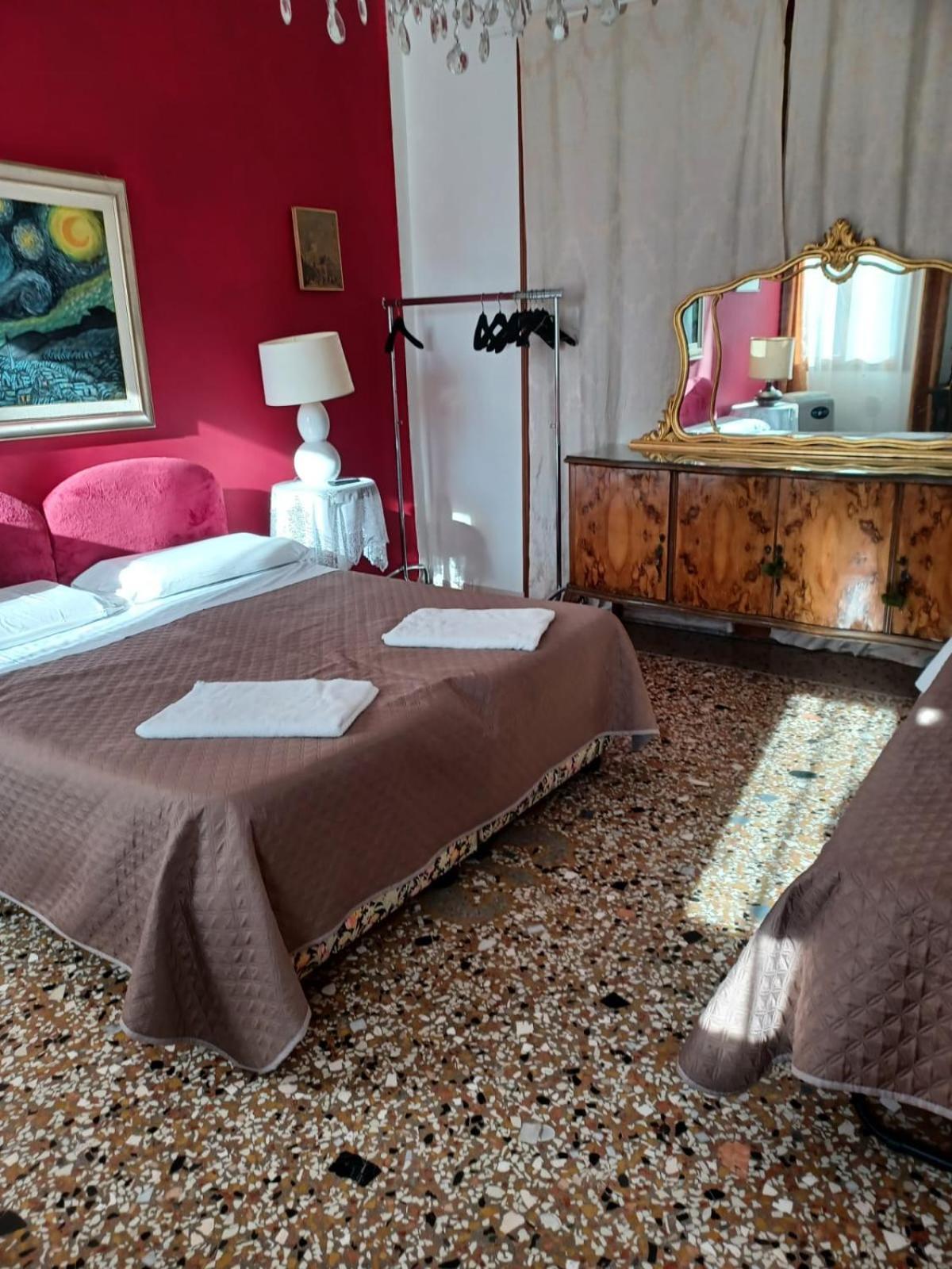 Princess Guest House Canal View Βενετία Εξωτερικό φωτογραφία